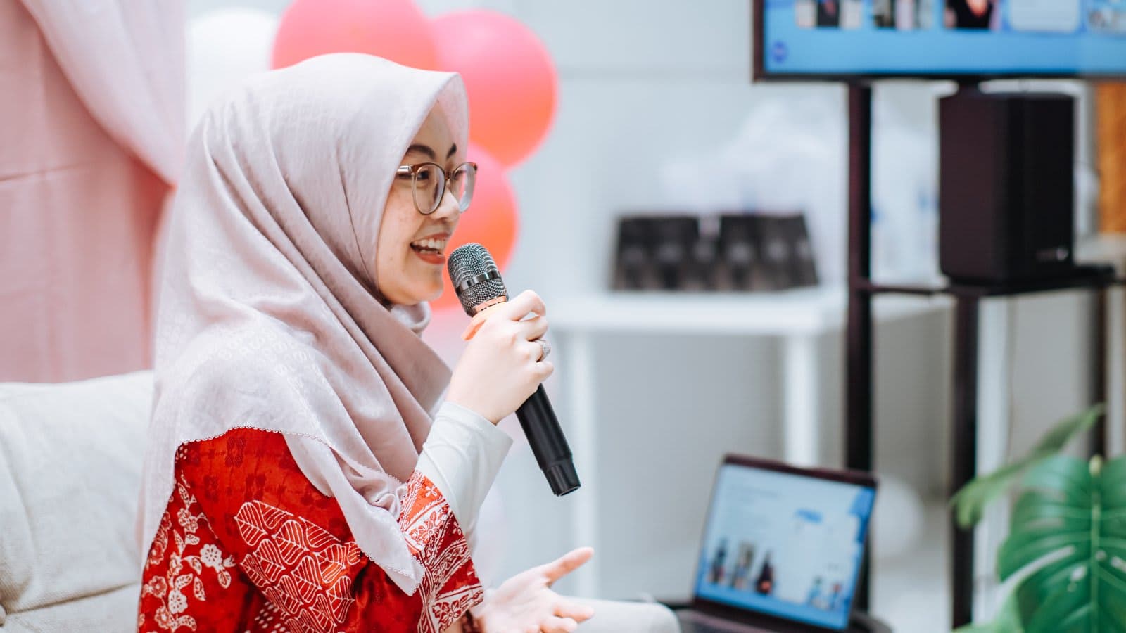 Kartini Masa Kini by Mental Healing